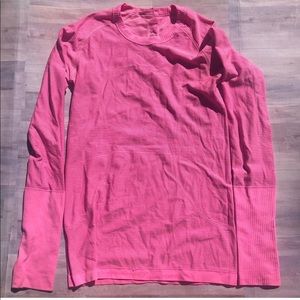Lululemon long sleeve Swiftly Pink size 6